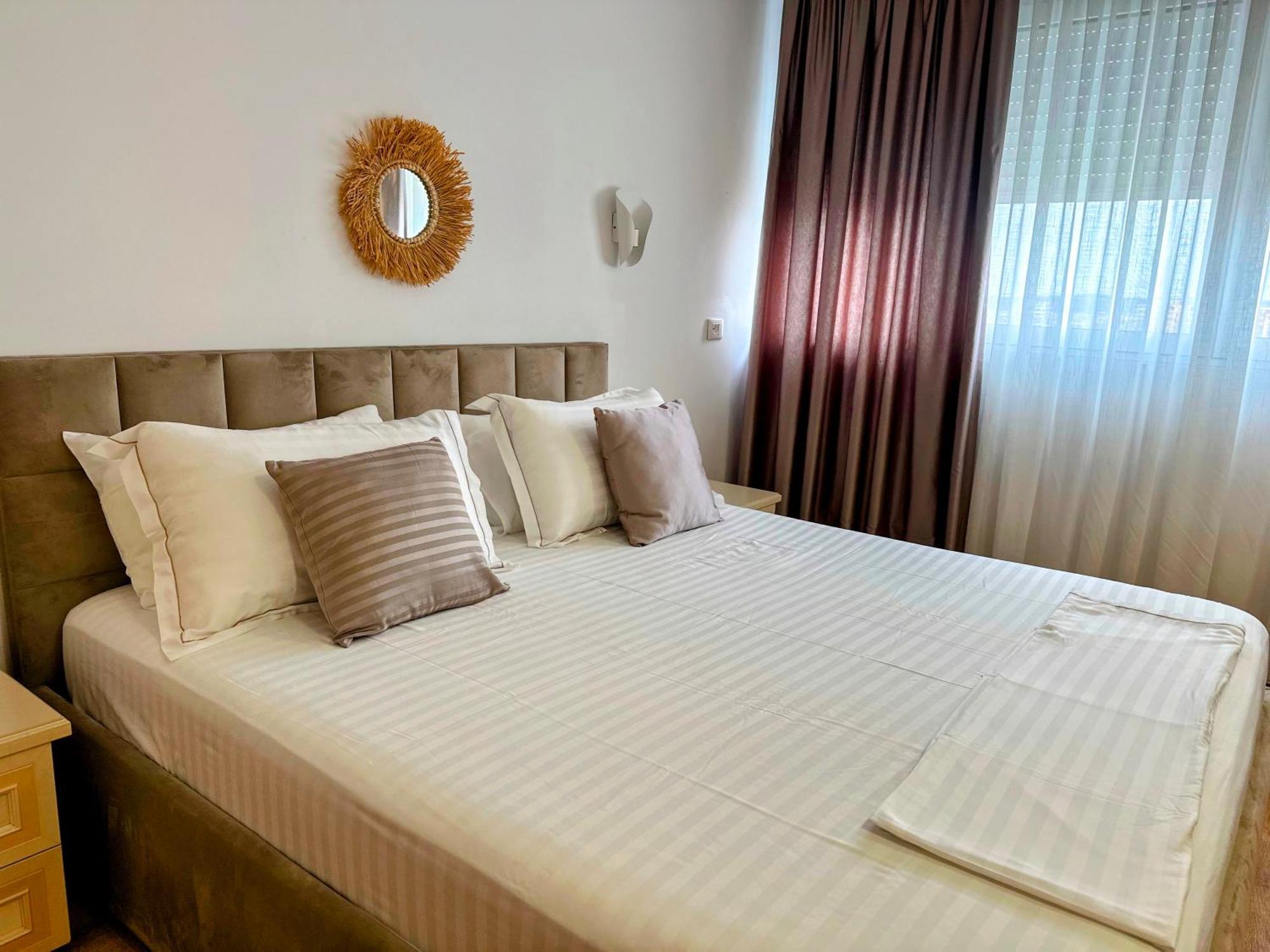 Madalin Seaside Apartment Vlore Luaran gambar